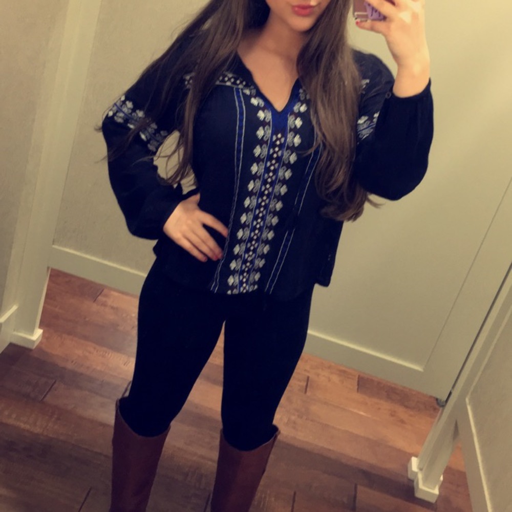 Forever 21 blue peasant top